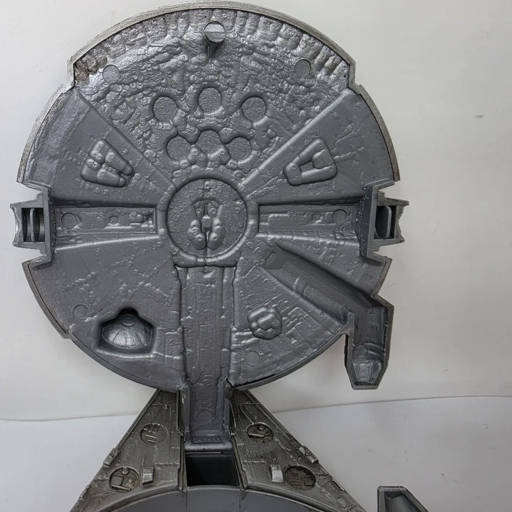 Star Wars Falcon Spaceship Toy